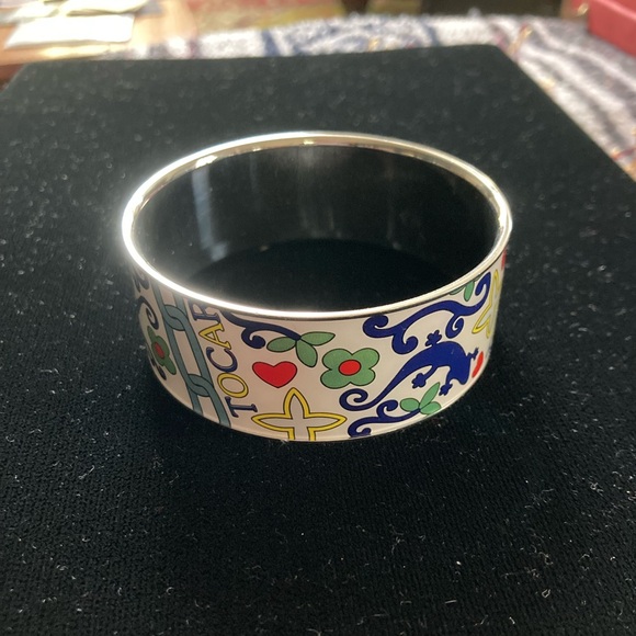Colorful Enamel Bracelet Vibrant floral & geometric patterns. Features branding. - Picture 5 of 14